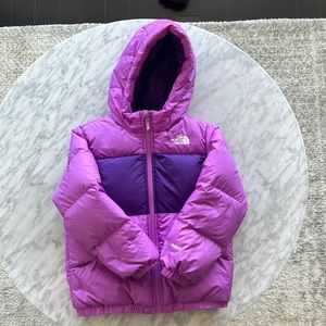USED GIRLS SZ 5T NORTH FACE DOWN COAT